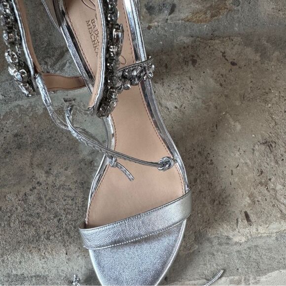 2 for $26 Jewel Badgley Mischka silver jeweled heels SZ 9 - Picture 5 of 13